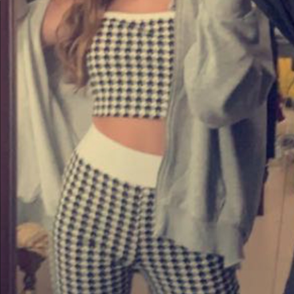 Houndstooth Matching Set. - image 1